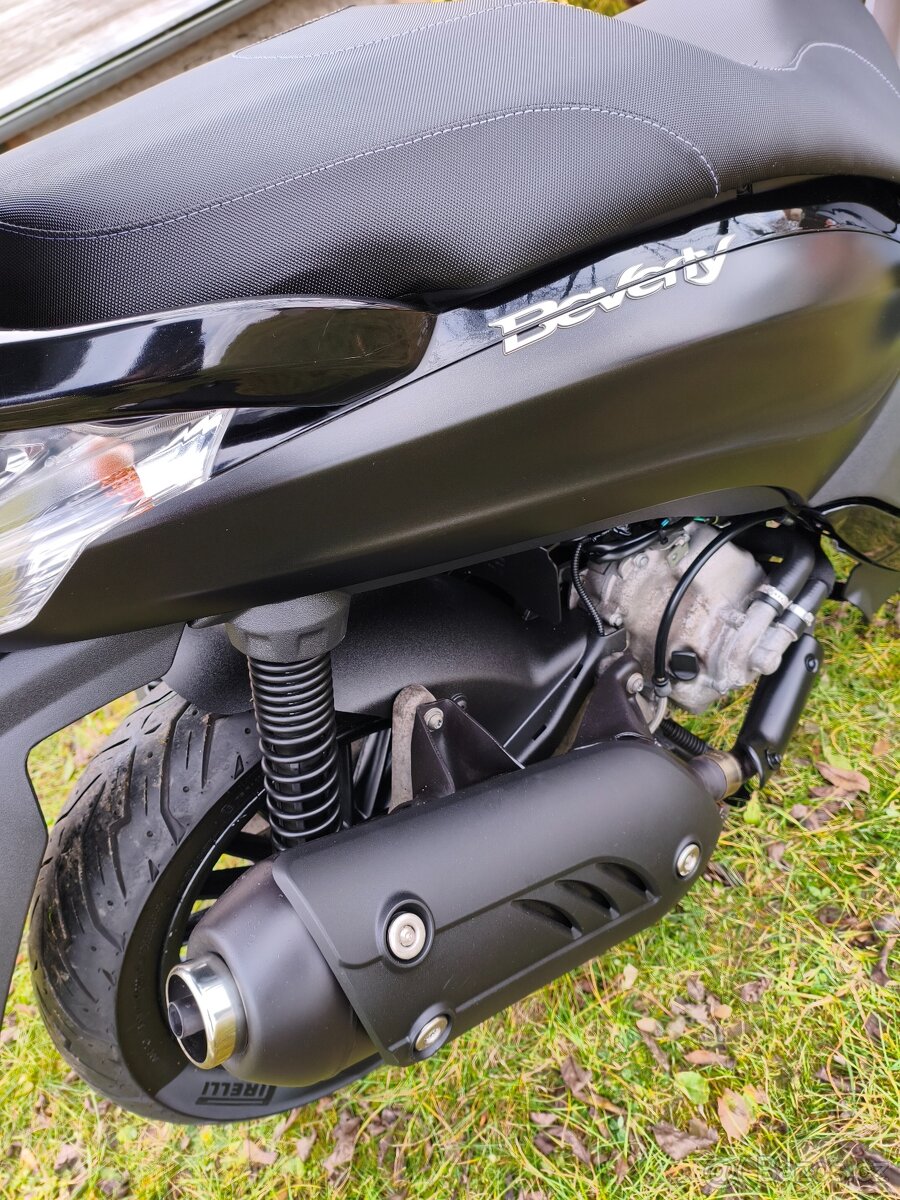 Piaggio Beverly 125i.e - 4