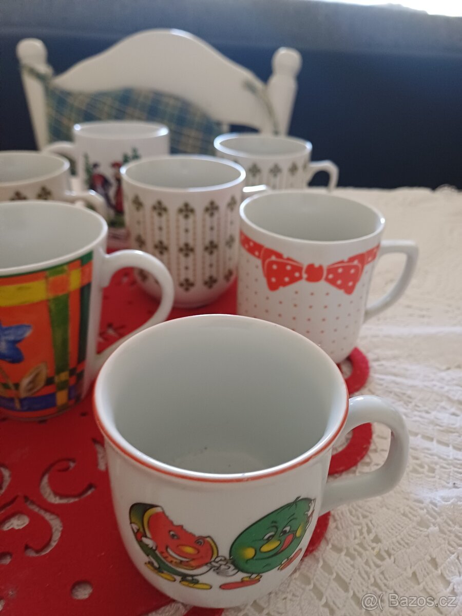 Retro porcelánové hrnky značené - 4