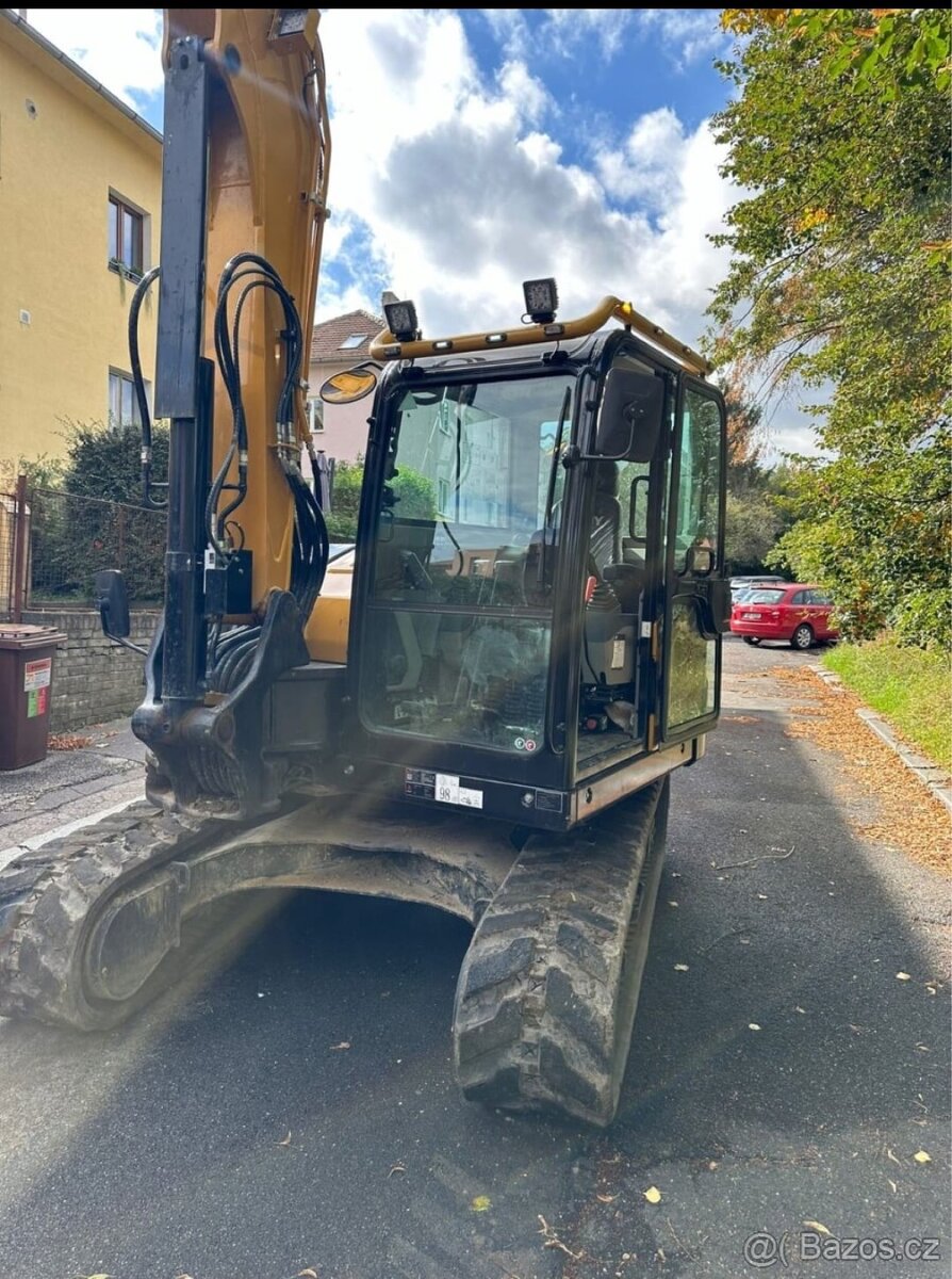 Pásový bagr SANY SY80U - 4