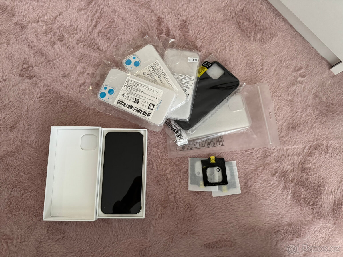 Apple iPhone 13, 128GB - 4