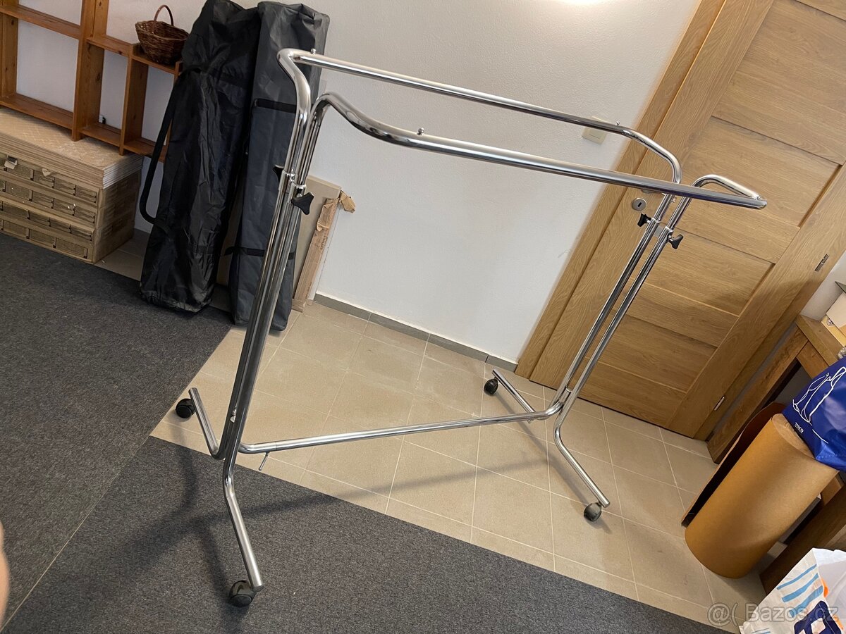 Stojan na oblečení věšák do obchodu - 4