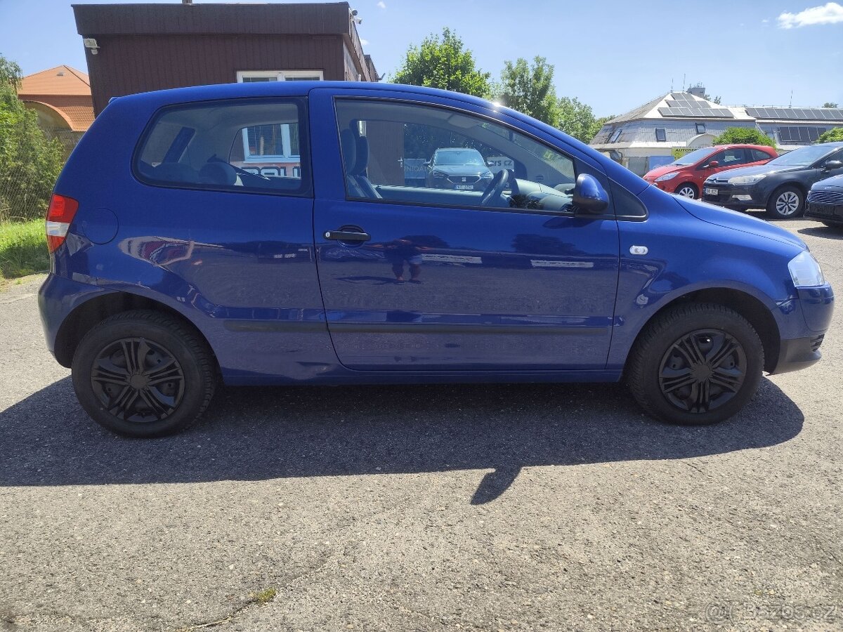 VW Fox 1.2i,40kw.R.V.5/2005.STK Nová - 4