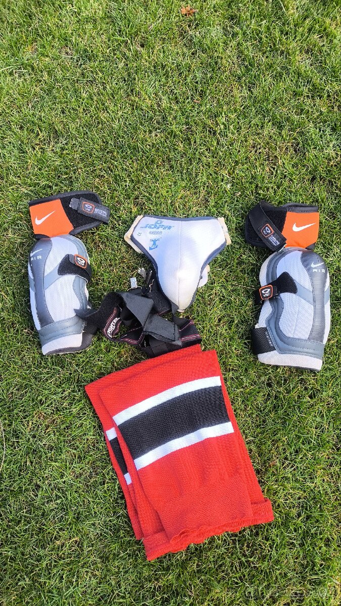 Hokejová vystroj - 4