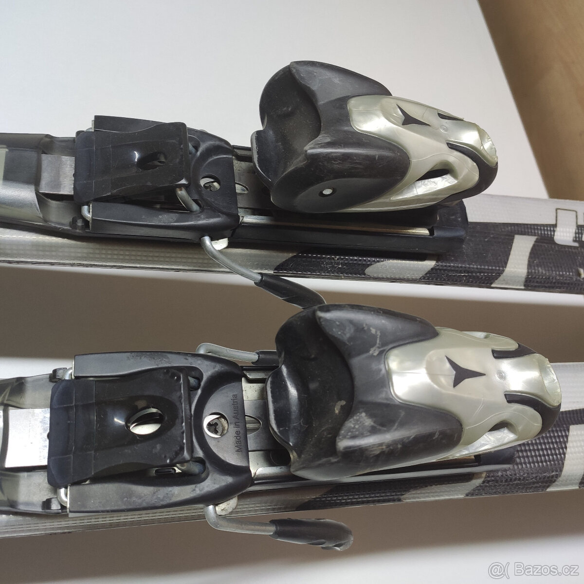 ATOMIC 168 cm carvingové lyže velmi dobrý stav - 4