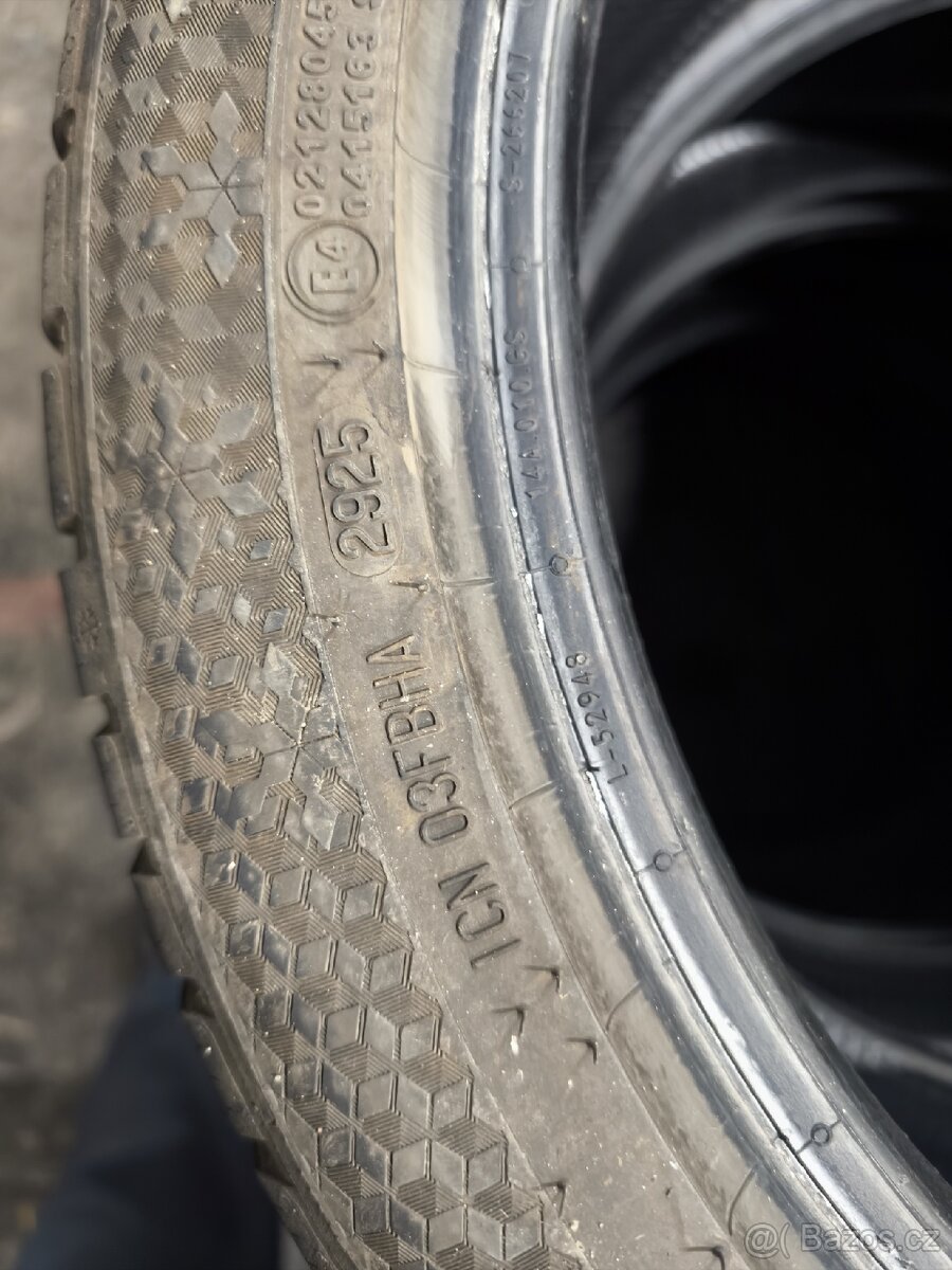 225/45R18 95V Continental TS850P FR - 4