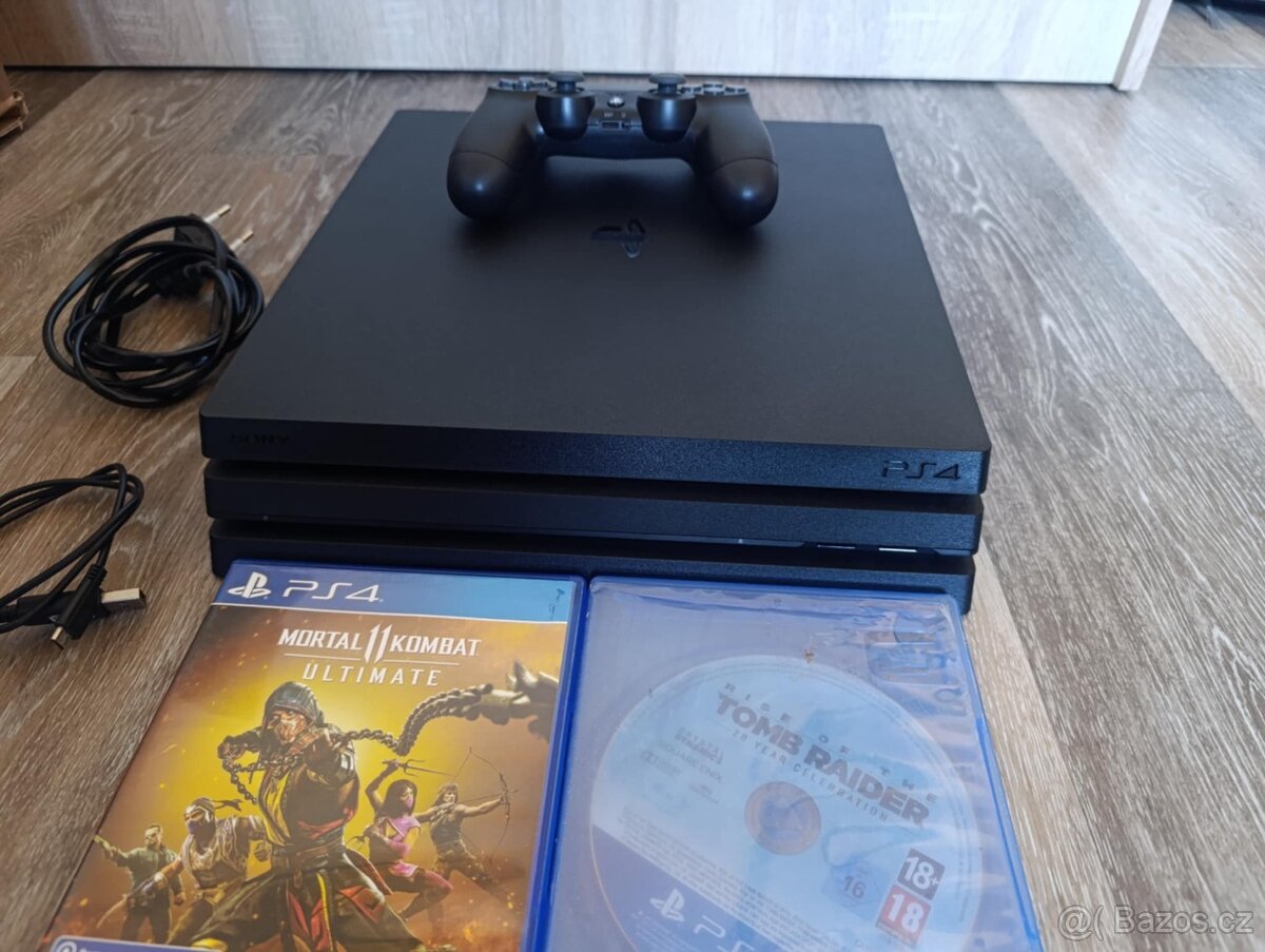 PS4 1TB PRO - 4