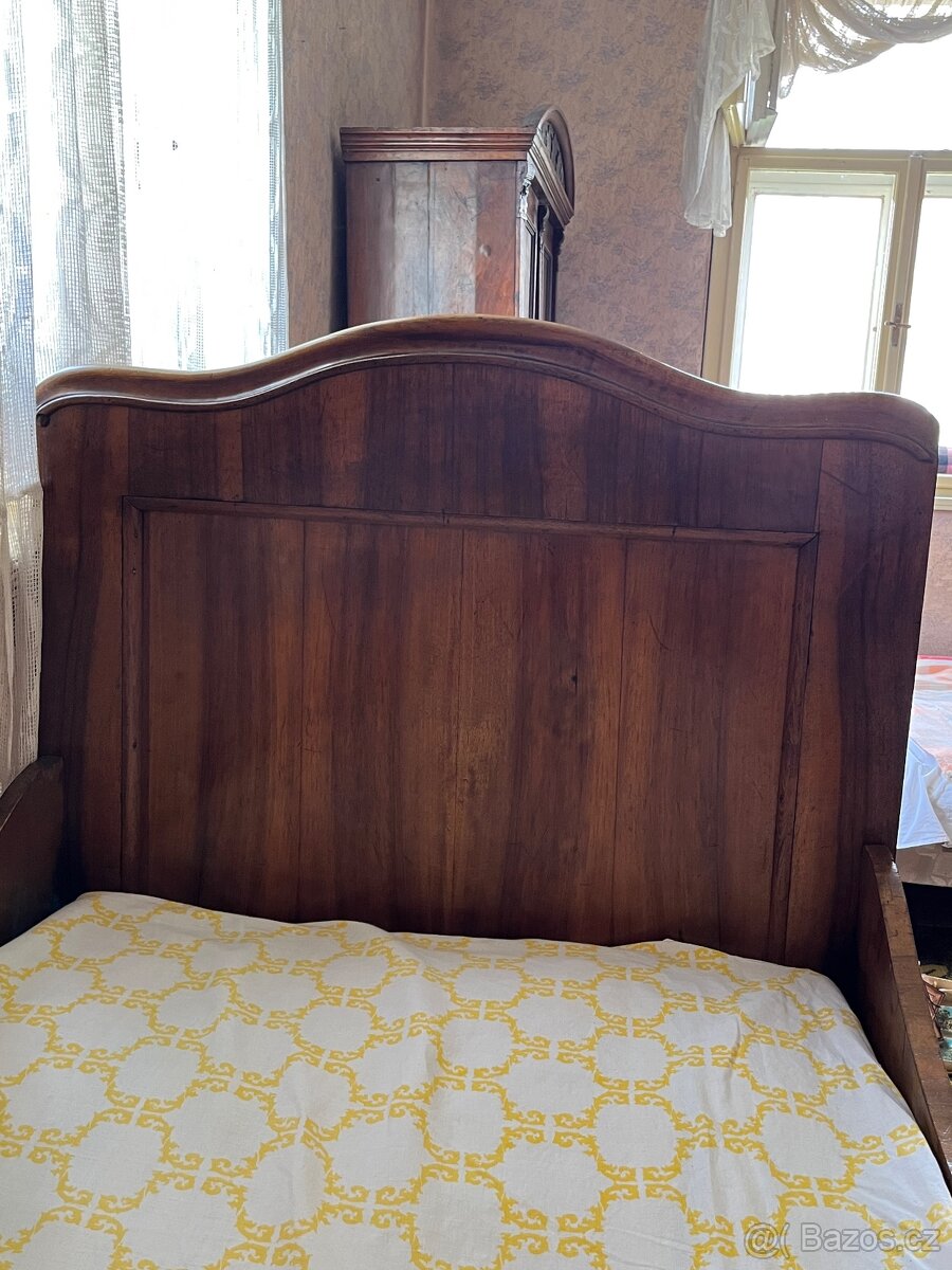Starozitna postel - 4