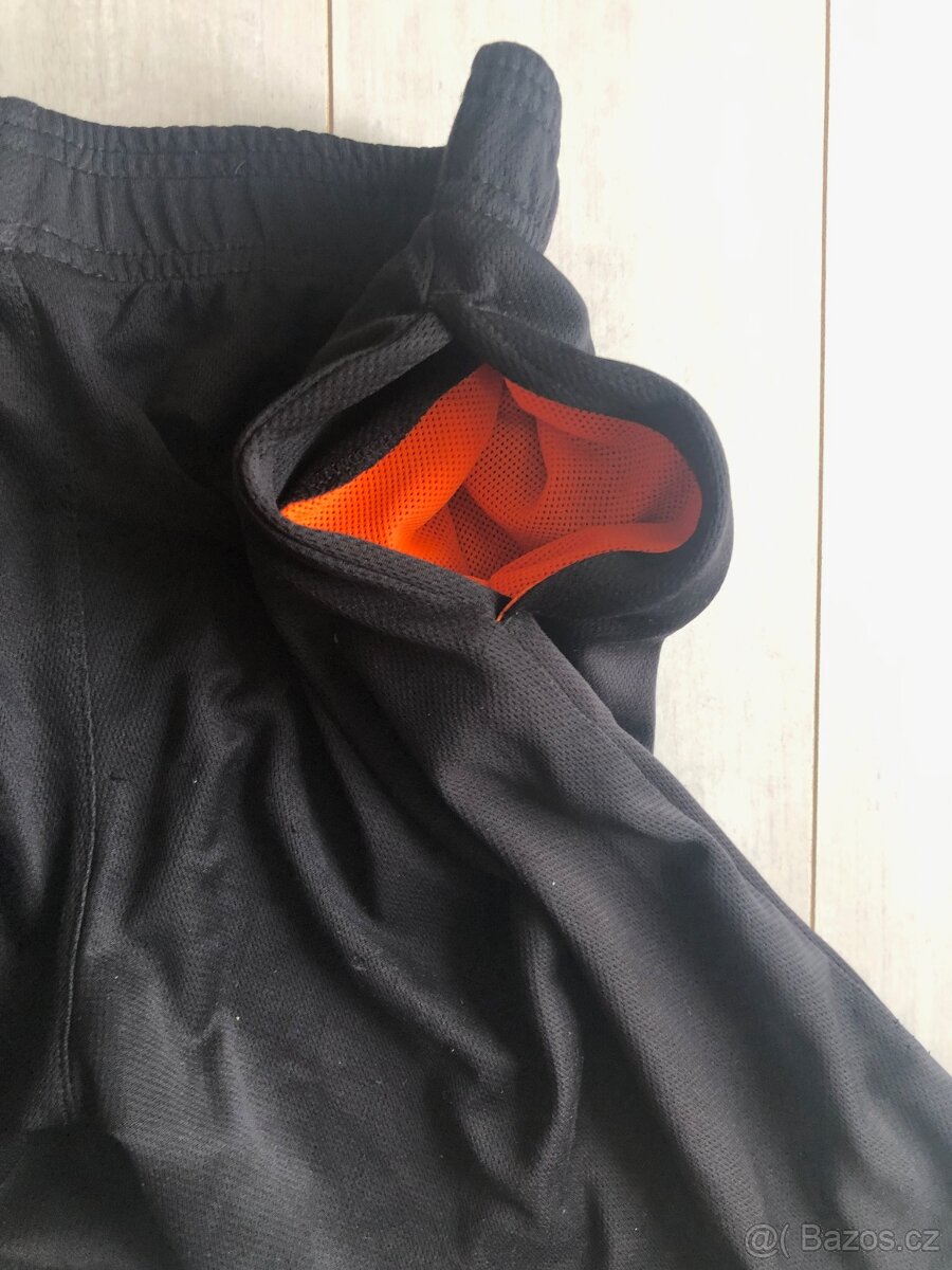 Kraťasy vel. 152 zn. Crivit funkční materiál - 4