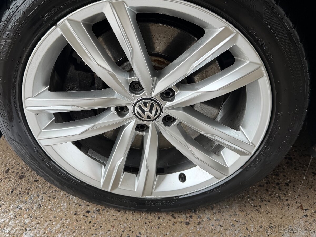 Volkswagen Pasat b8 - 4