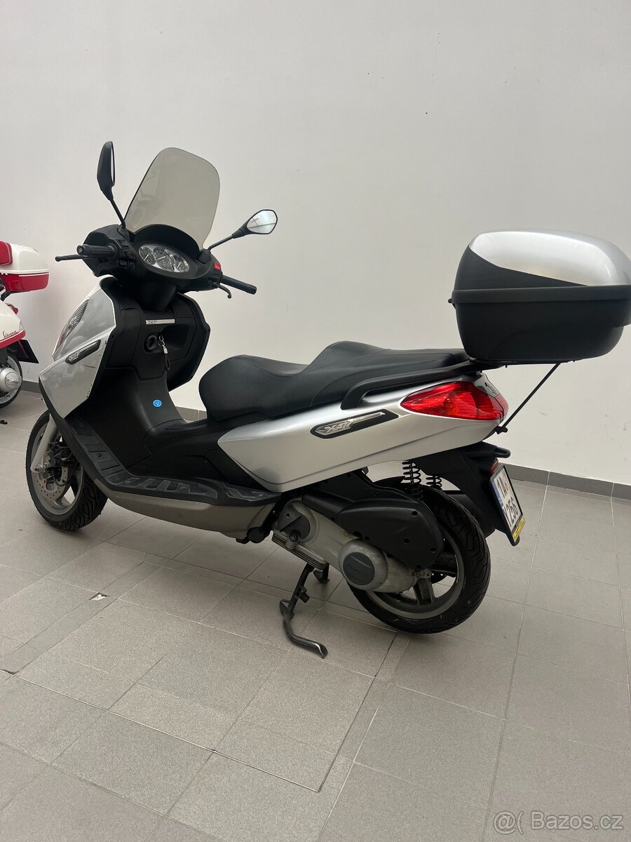 Piaggi X7 125 - 4
