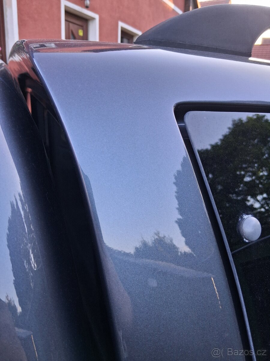 Toyota Hilux hardtop