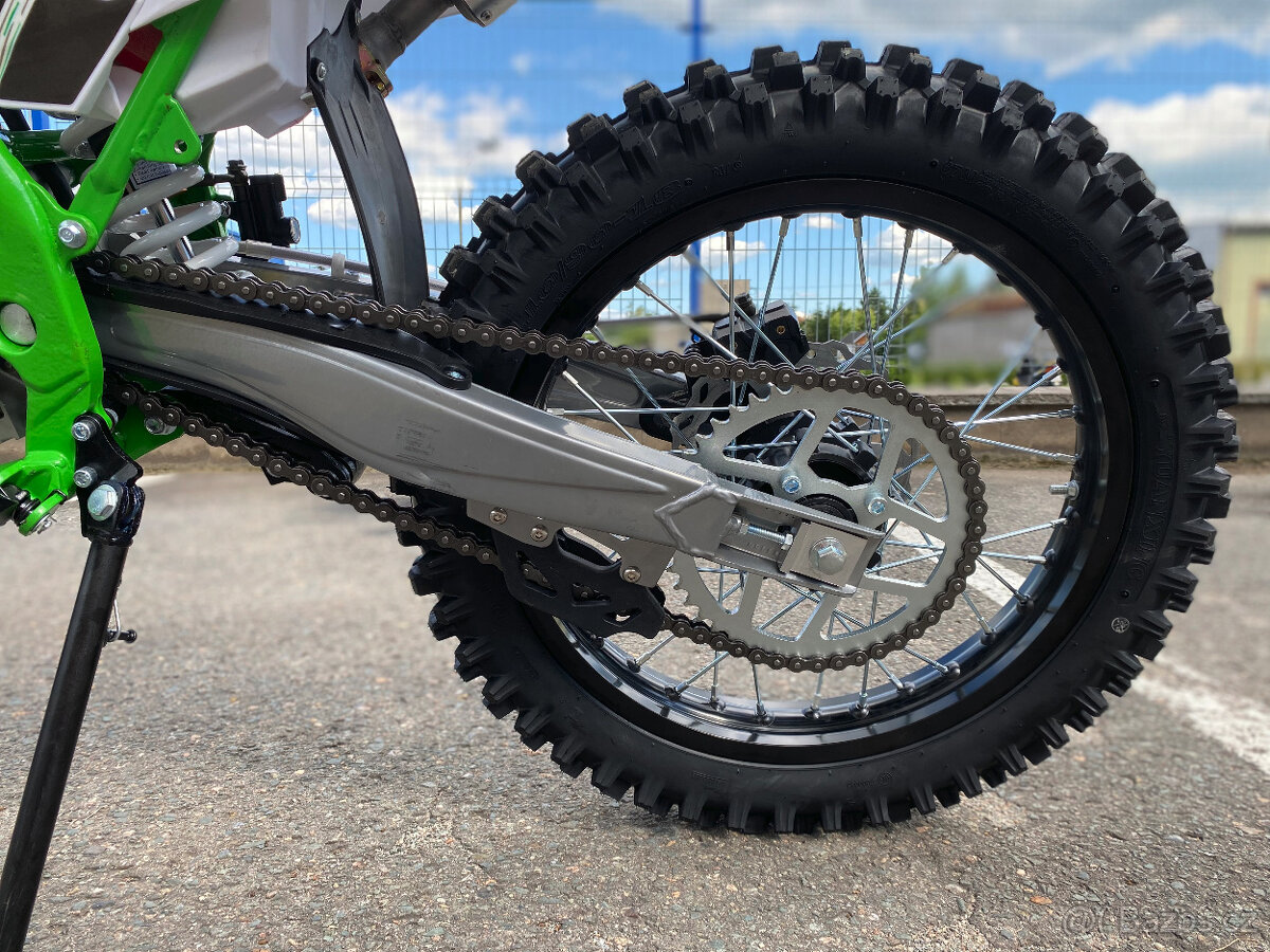 Pitbike MiniRocket PitRock 250ccm 21x18