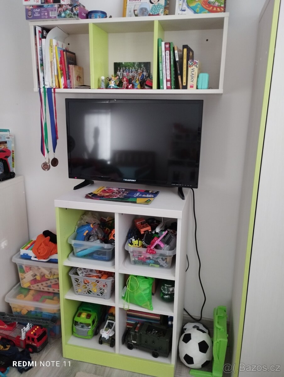 Postel, komoda, skříň, police - 4