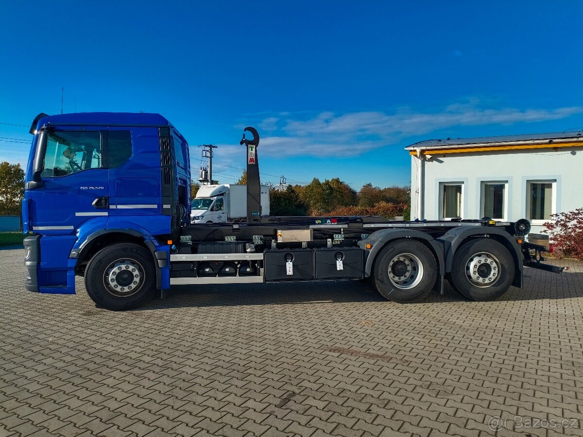 MAN TGS 26.520 6x2-4 LL CH, nosič - 4