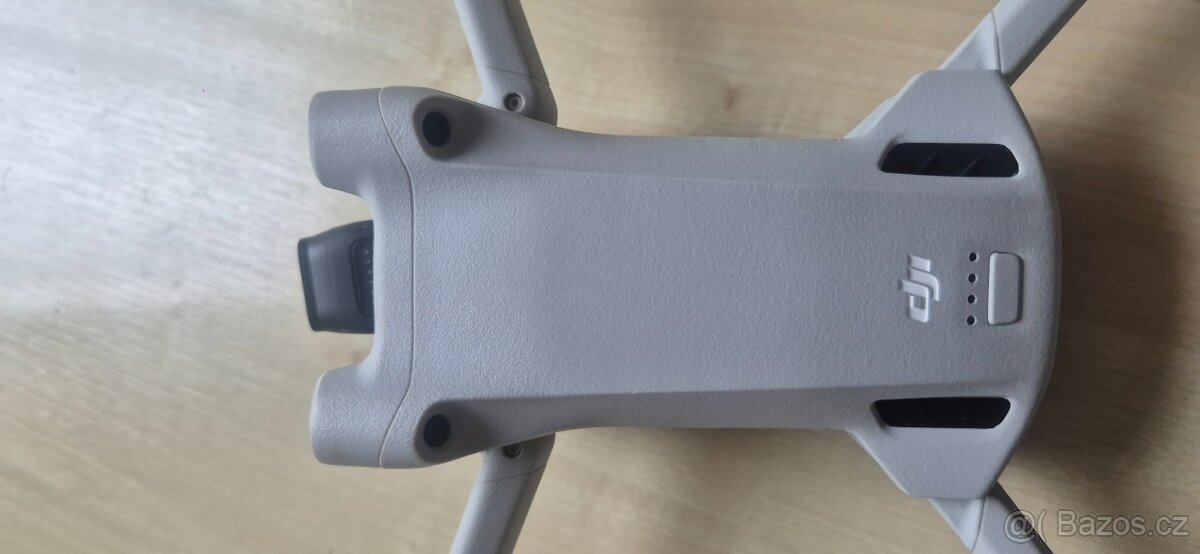 Prodam DJI Mini 3 PRO fly more combo - 4