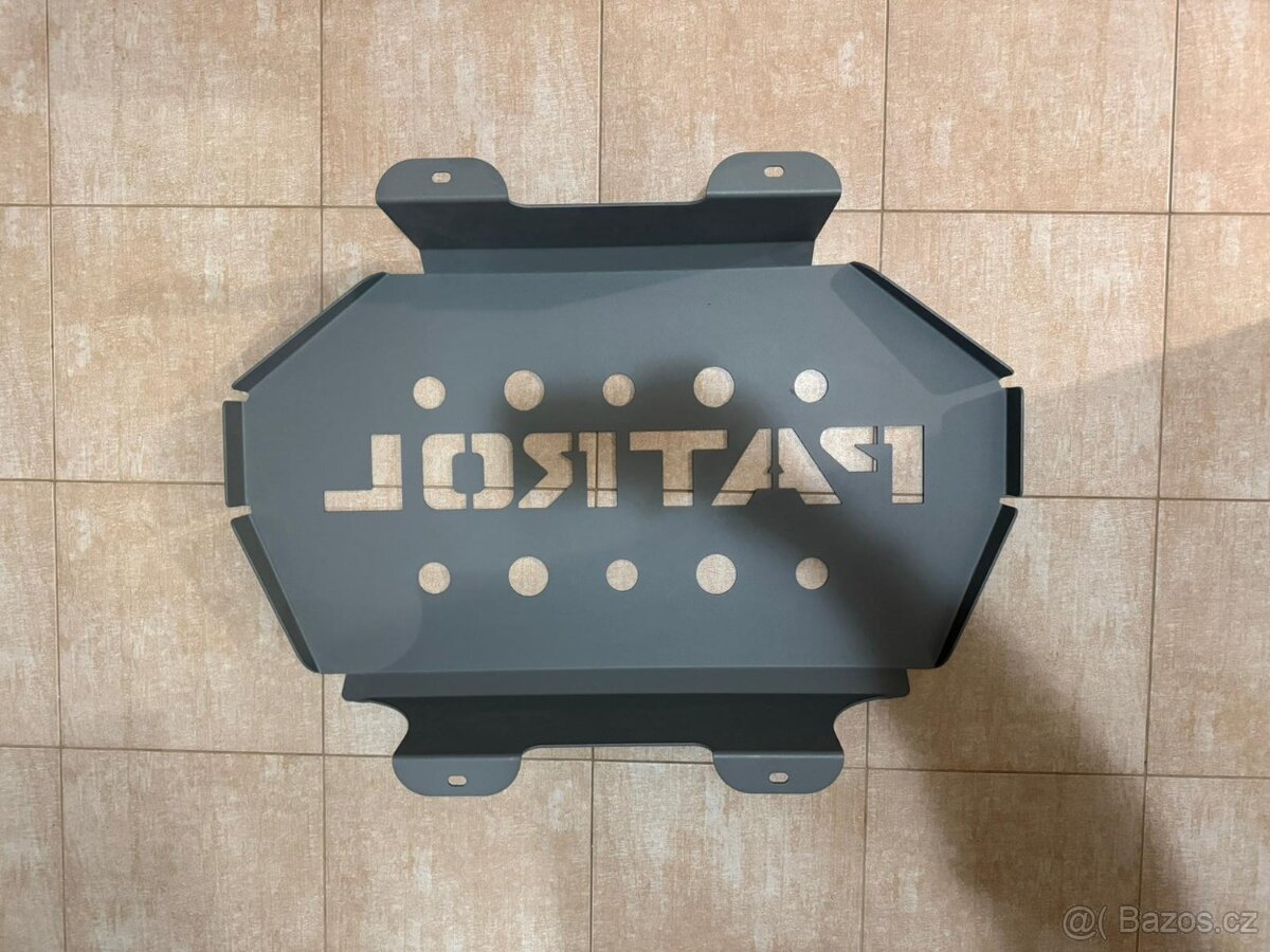 NISSAN PATROL - KRYT PALIVOVÉ NÁDRŽE