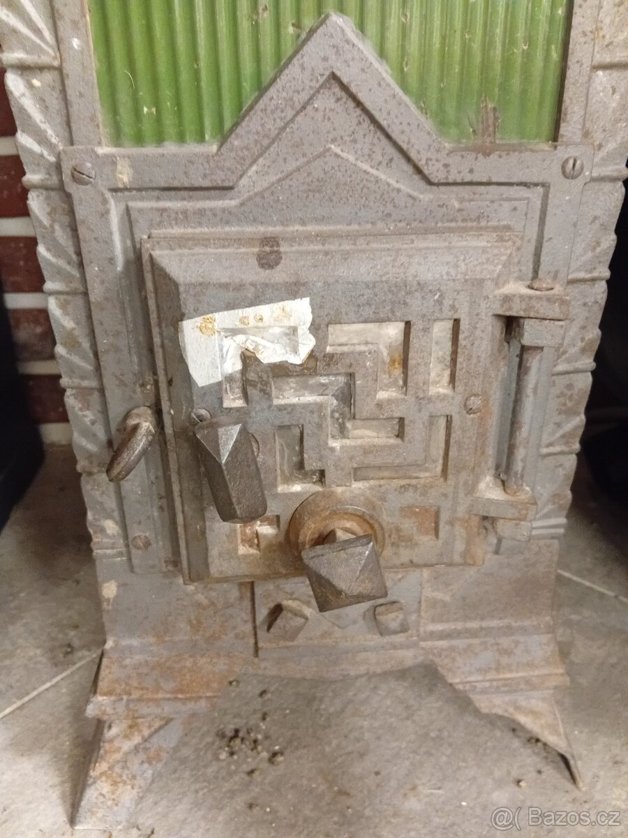 Prodám historická kamna Fenom - 4