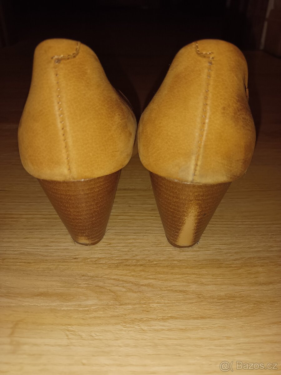 Damské kožené lodičky - 4