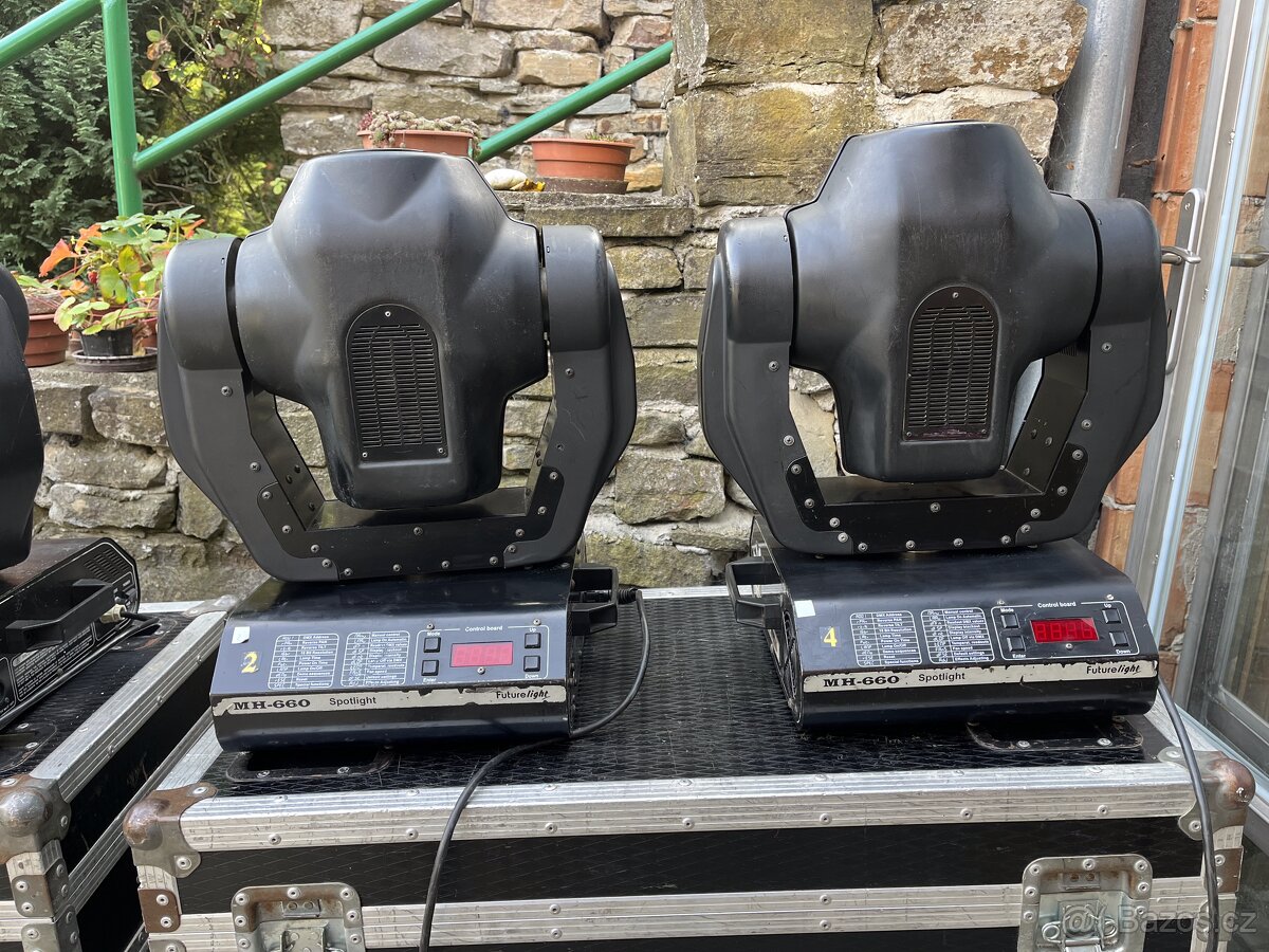 4x Futurelight MH660 spot + 2x case - 4