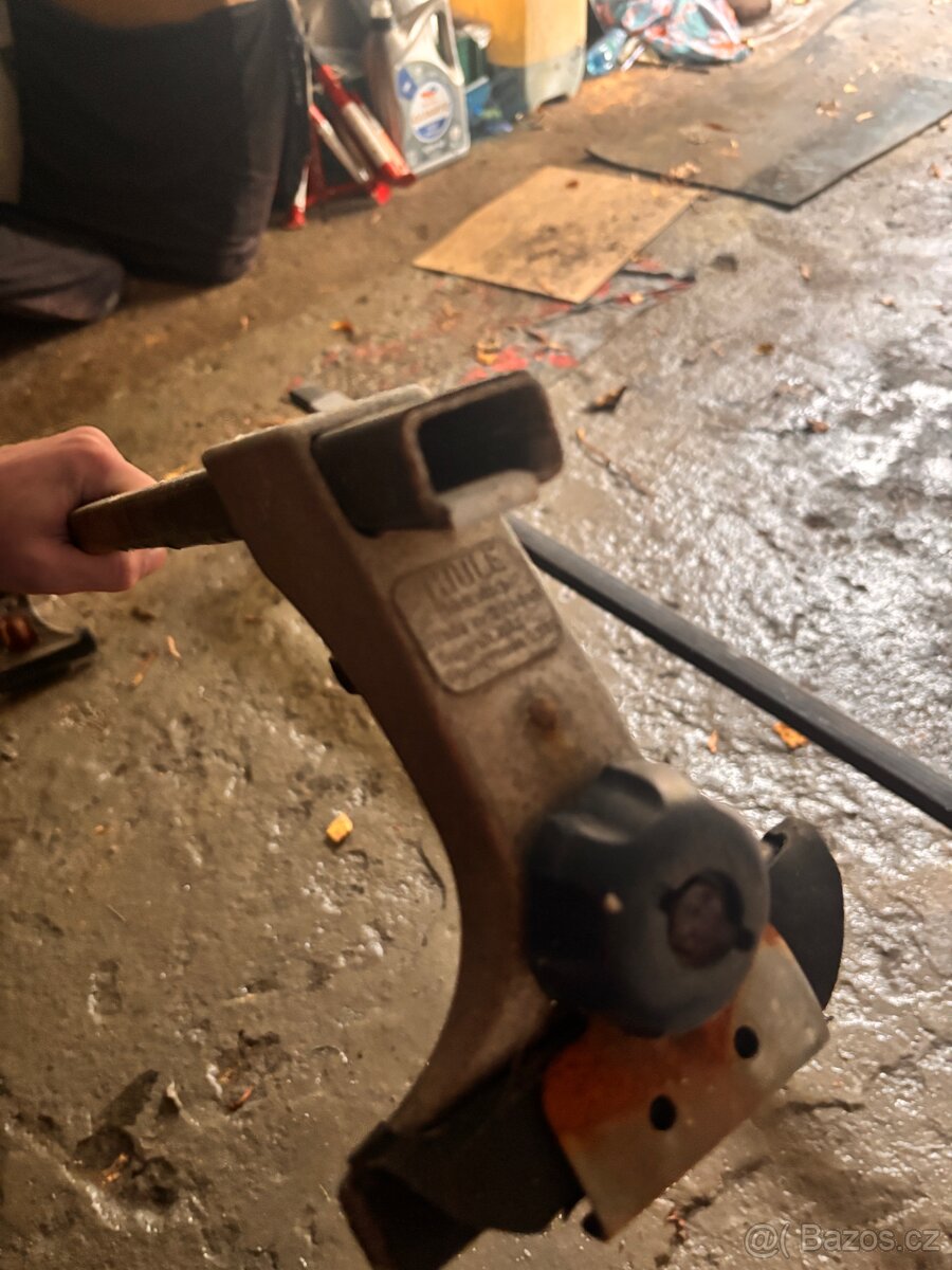 Levy blatnik VW Golf MK2 - 4