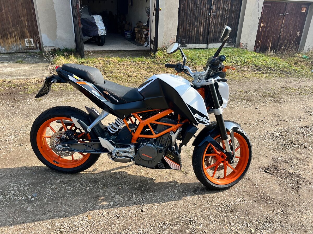 KTM Duke 390 - slušný stav - 4