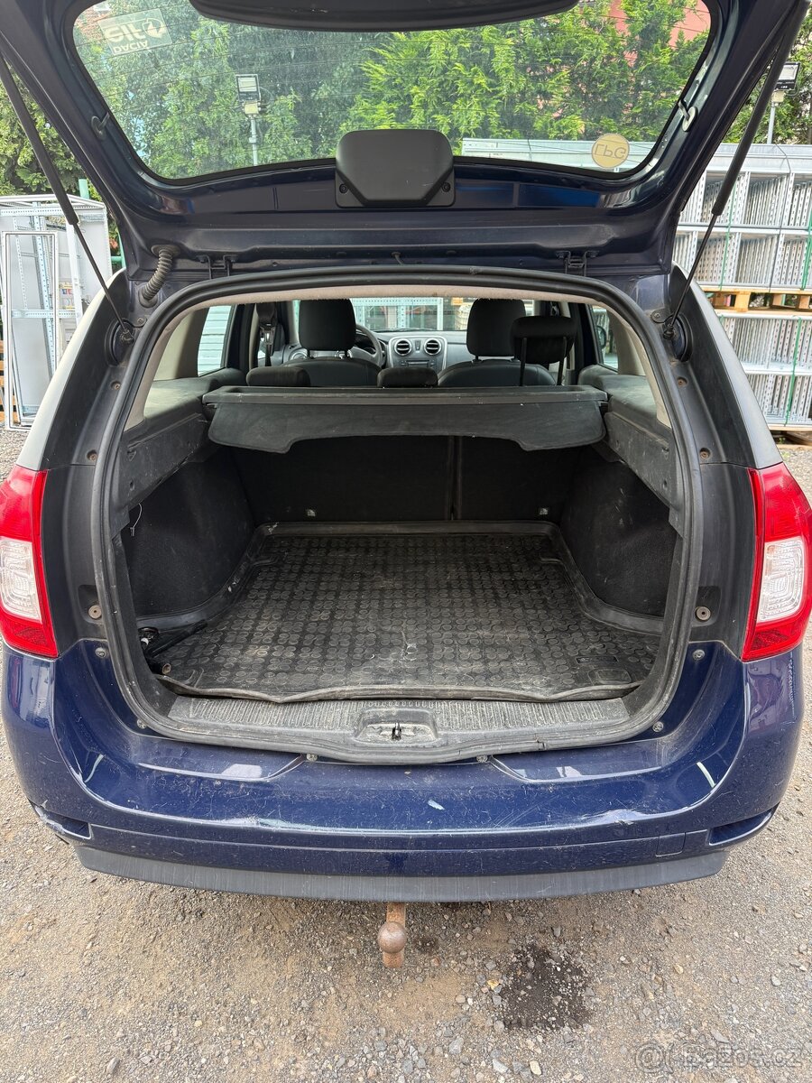 Prodám Dacia Logan MCV 1,2 LPG 55KW - 4