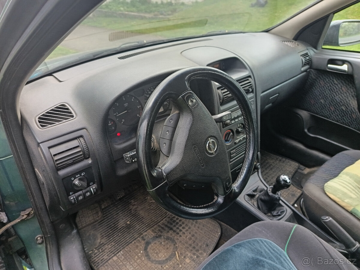 Opel Astra Combi - 4