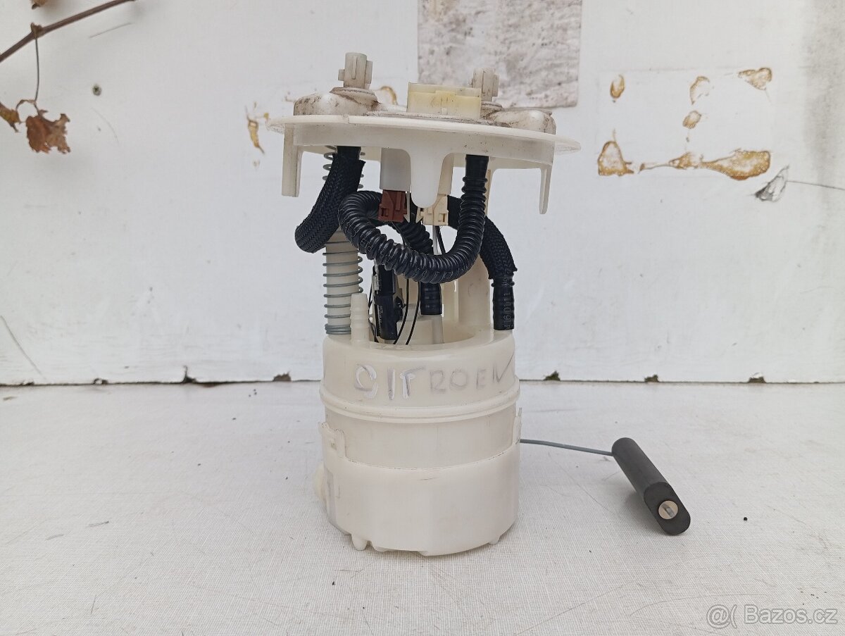 Citroen C2 1.1 - Palivové čerpadlo Pierburg - 4