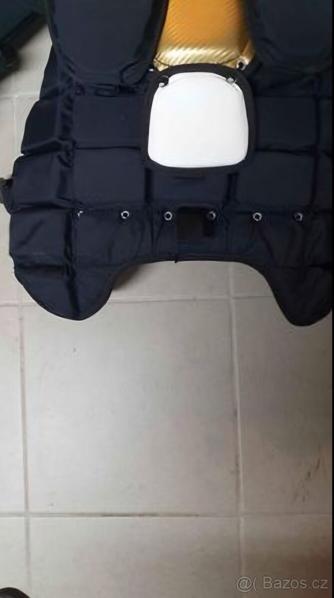 Brankařská hokejová vesta - 4