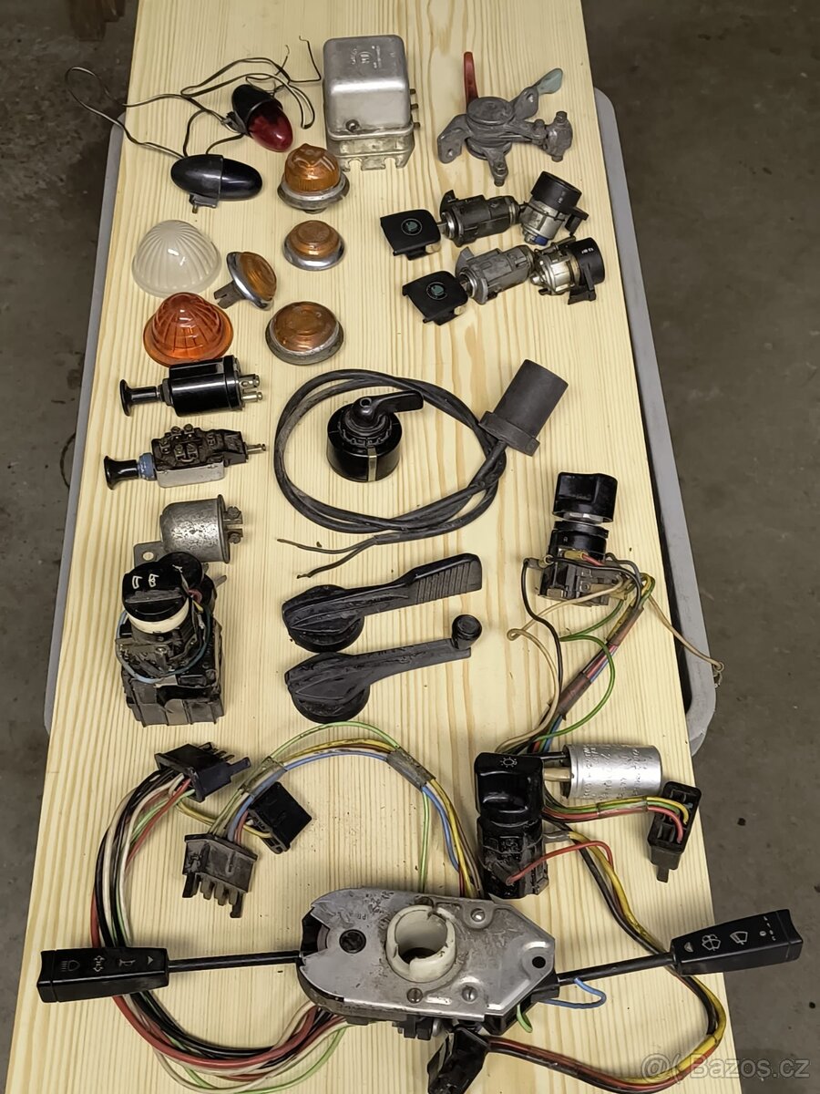 Věci na starší vozy - 4