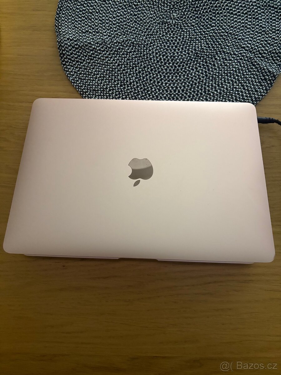 Macbook Air 2020 i3 13” 8/256Gb - 4