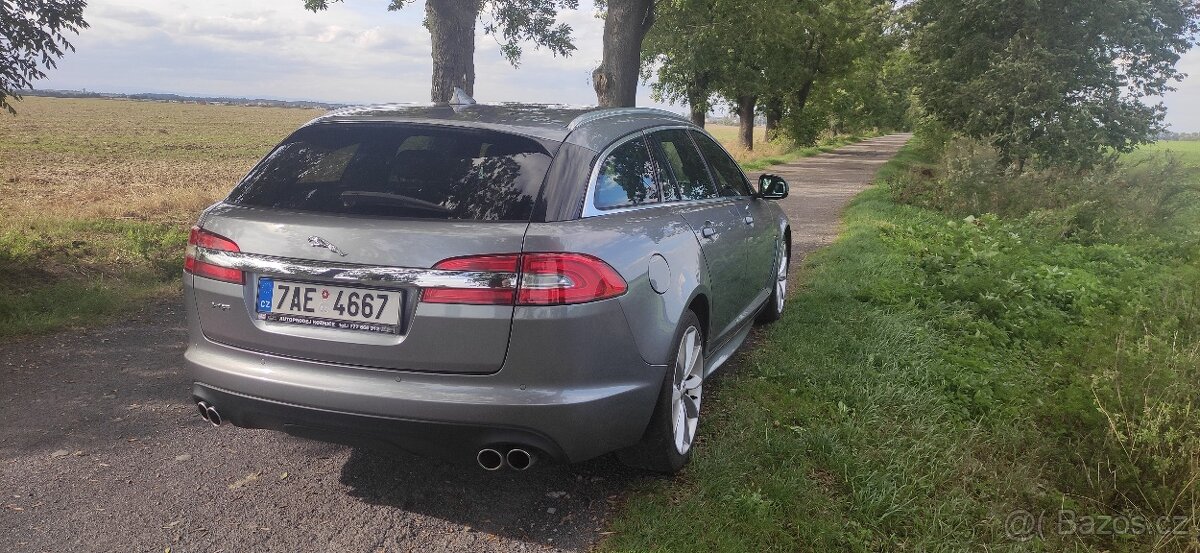 Jaguar XF 3.0D Sportbrake-CZ - 4