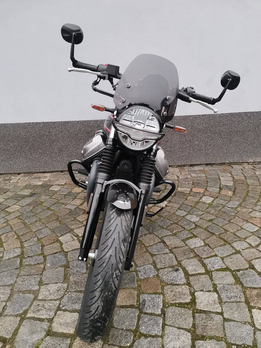 Moto guzzi V7 - 4