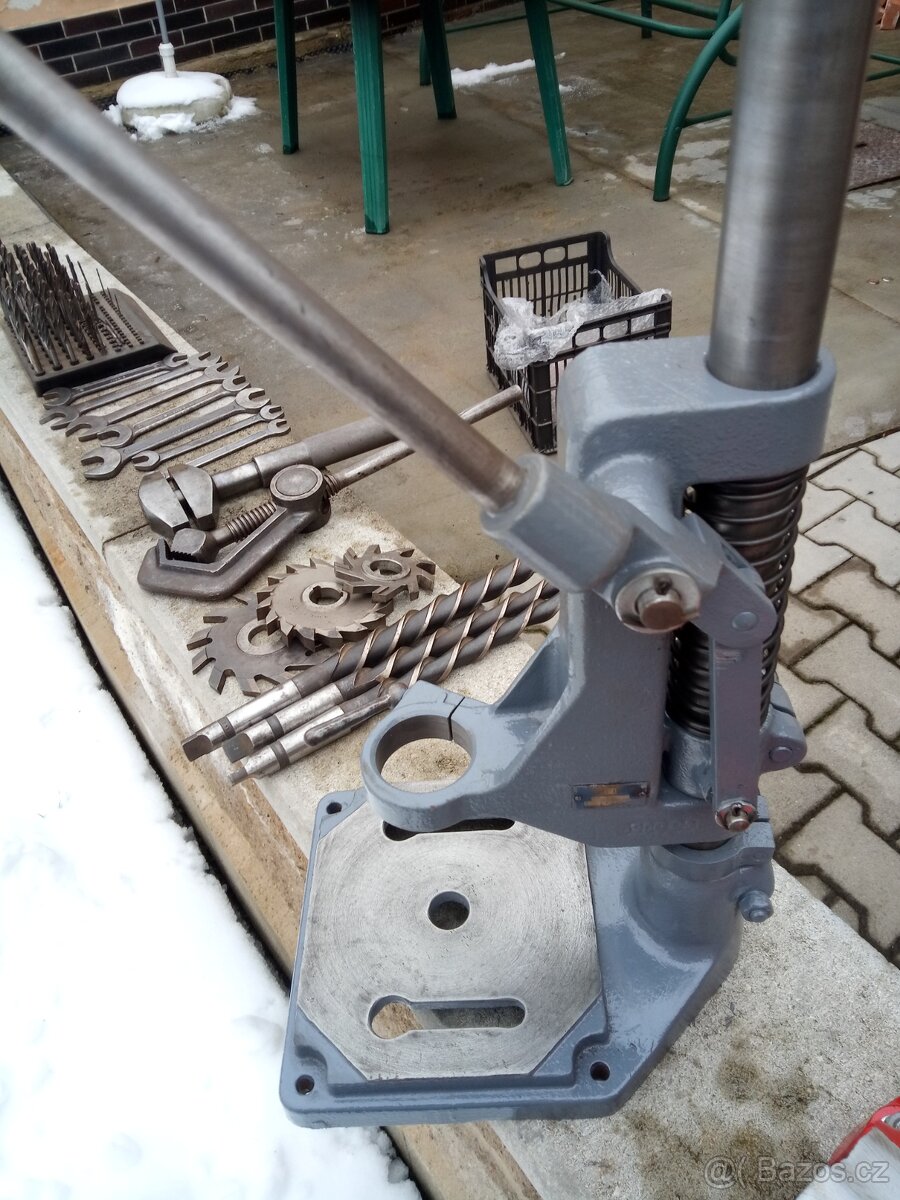 Stojan na vrtačku - 4