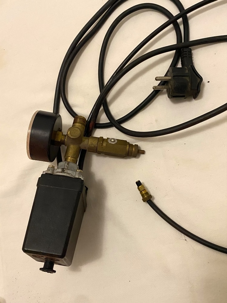 Tlakový spínač NE.MA 12 bar - 4