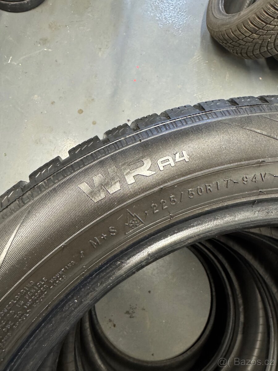 ZIMNÍ PNEU - 225/50 R17 94V, Nokian WR A4 - 4