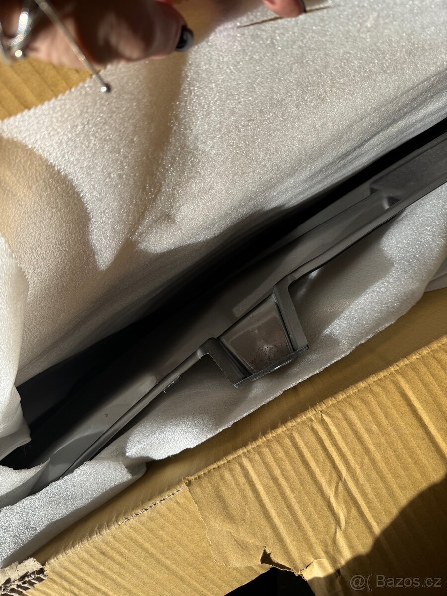 Přední mřížka renault Master - 4