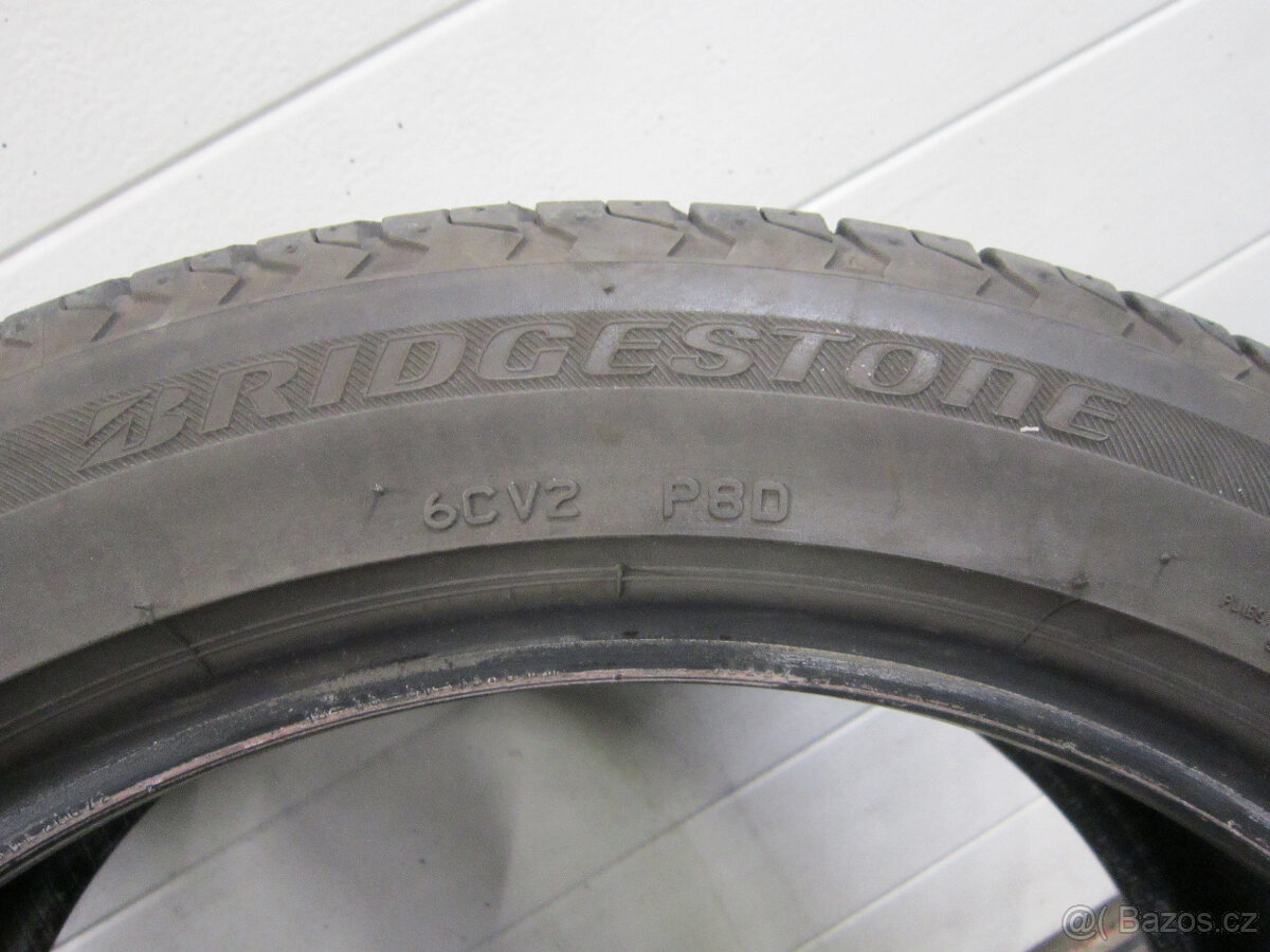 Pneu letní brigestone 215/50 R18 - 4