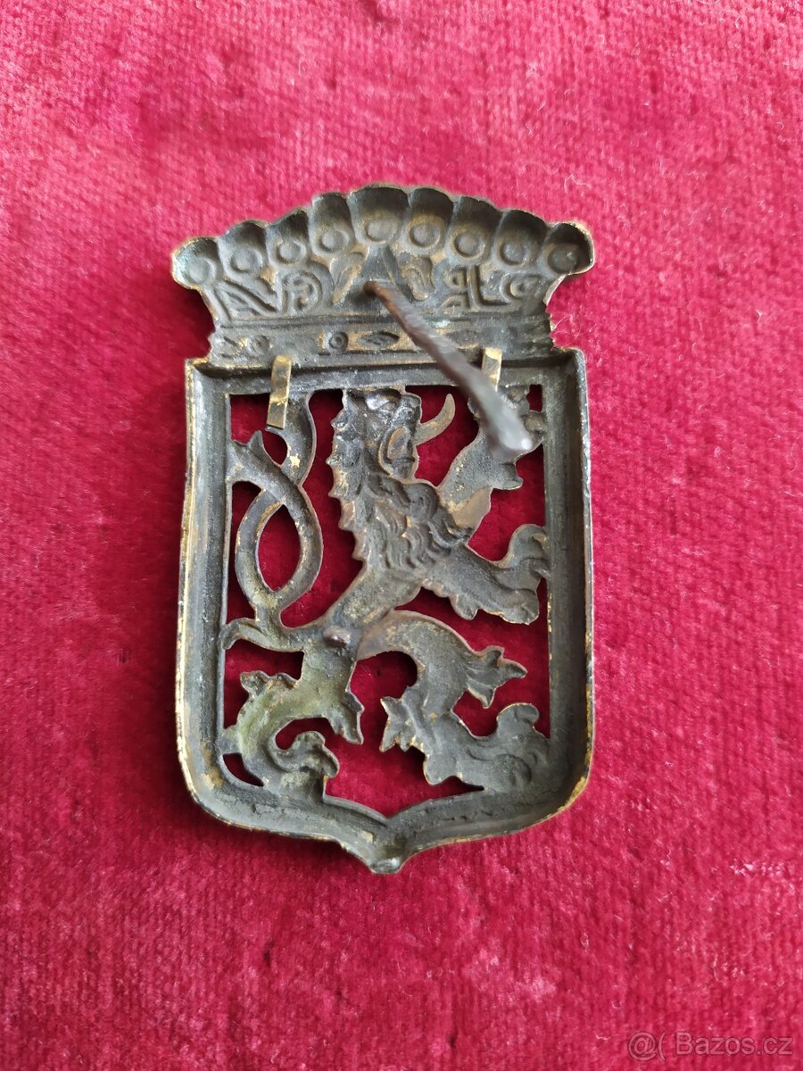 Přední znak na Pragu Alfa - 4