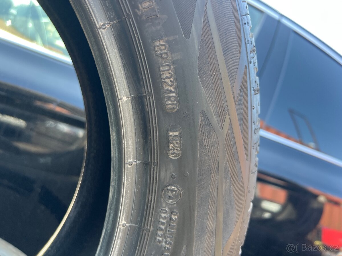 215/55R17V - 4