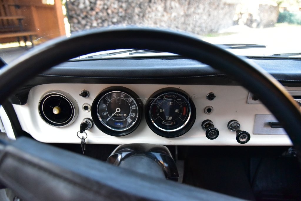 Ford Cortina - 4
