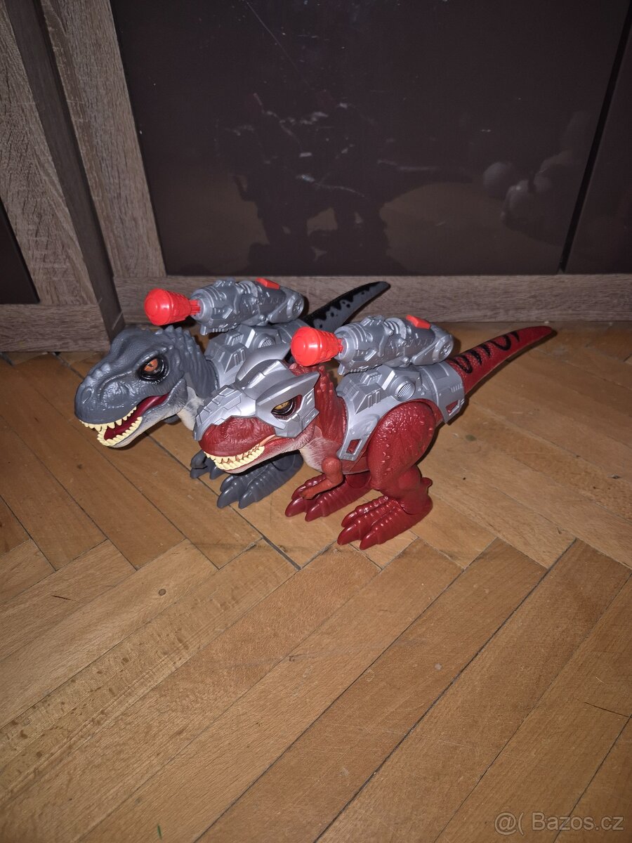 Nová hračka Dinosauři chodí, svítí, střílí - 4
