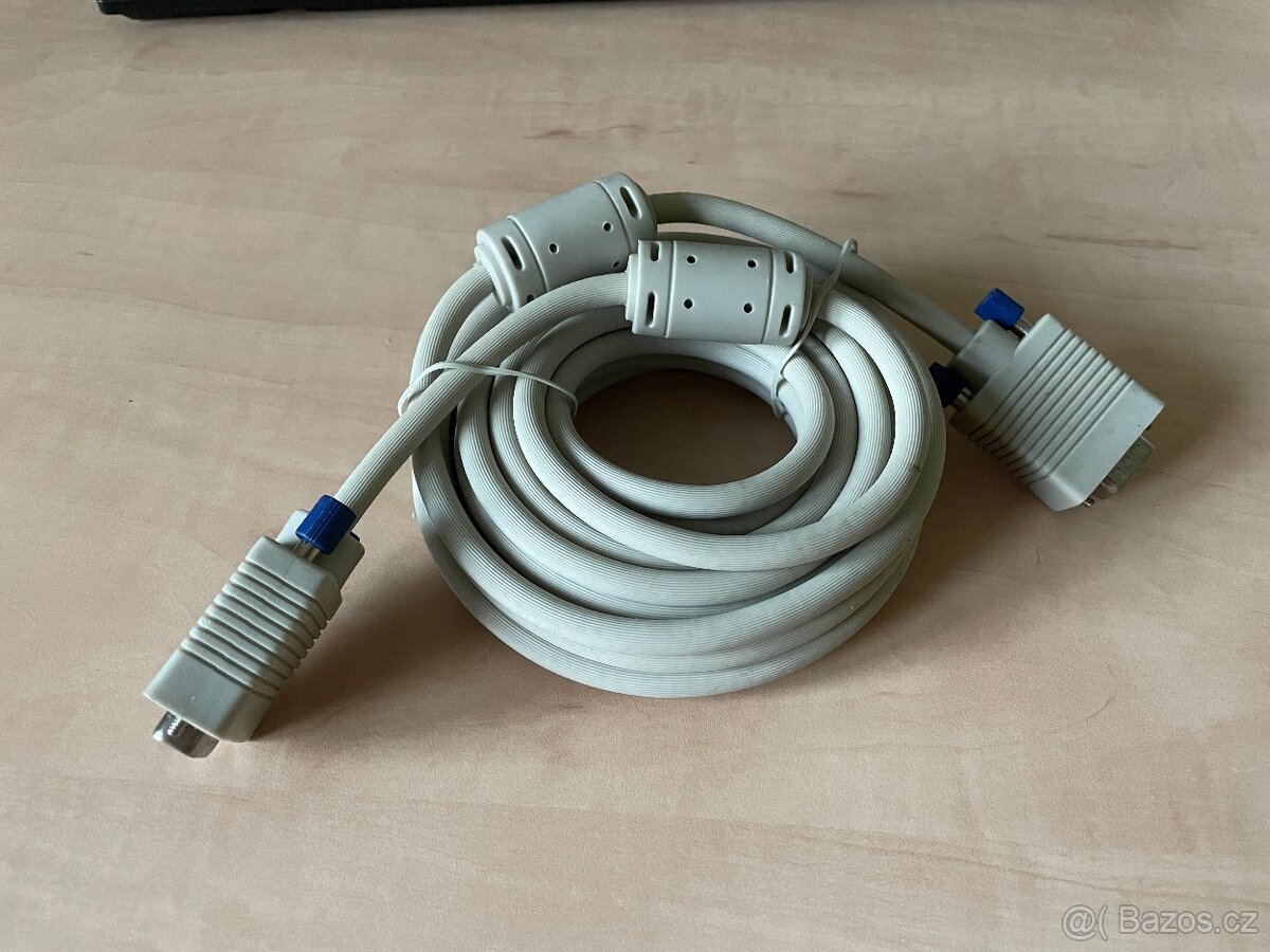 VGA kabely 1,8m a 5m - 4
