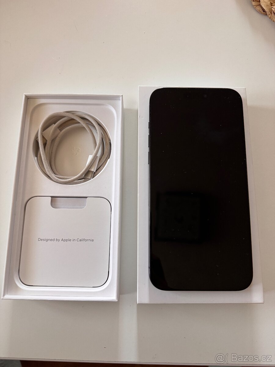 IPhone 15 Pro Max 256 GB - 4