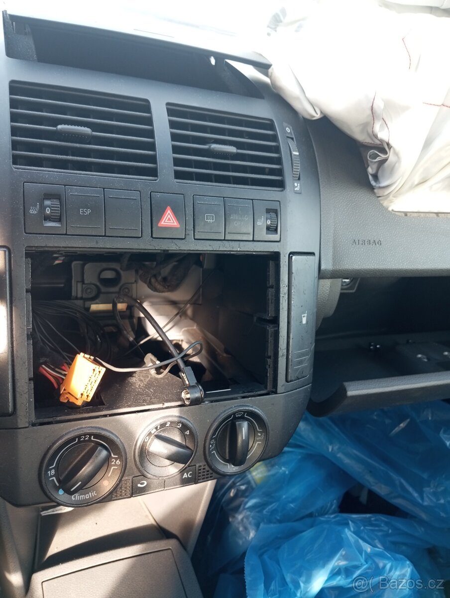VW polo 1.9 TDI 74 kw - 4