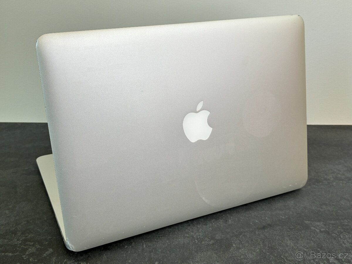 MacBook Air 13'' 2015 / i5 / 8GB / 256GB SSD - DPH - 4