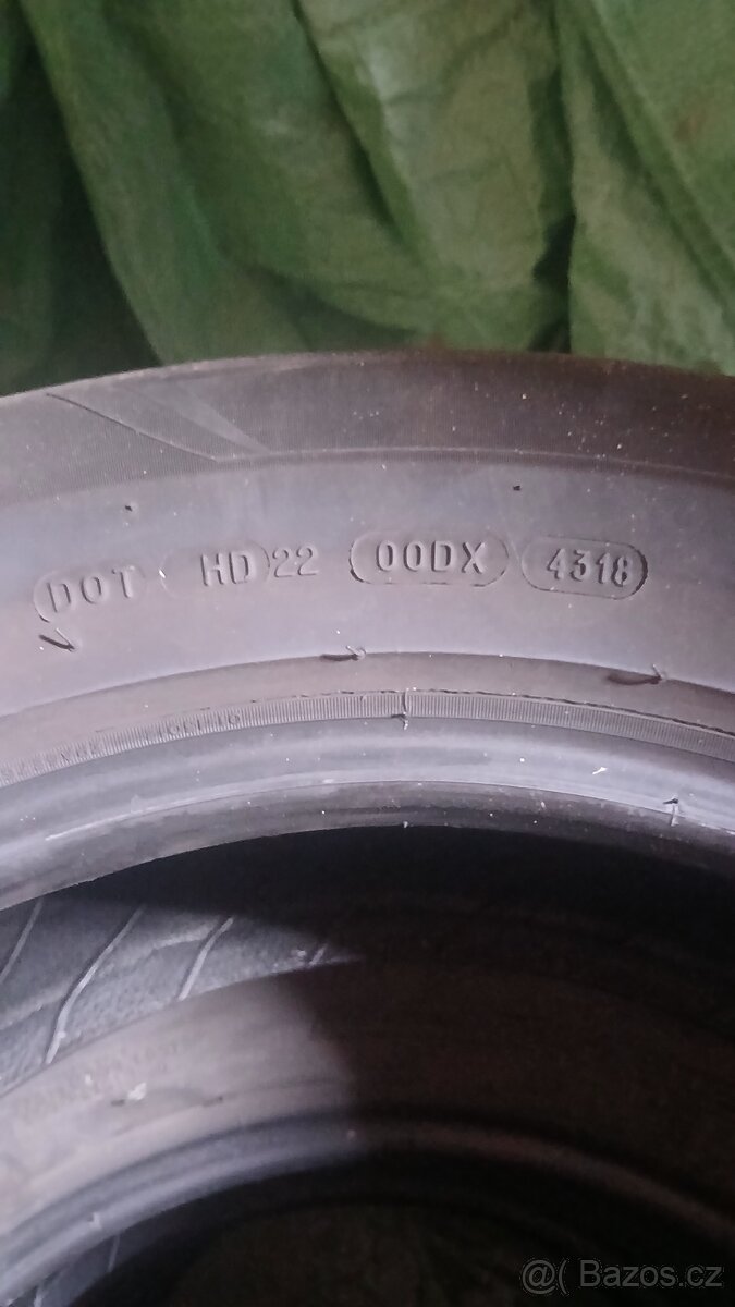 Michelin 215/65/r17 - 4
