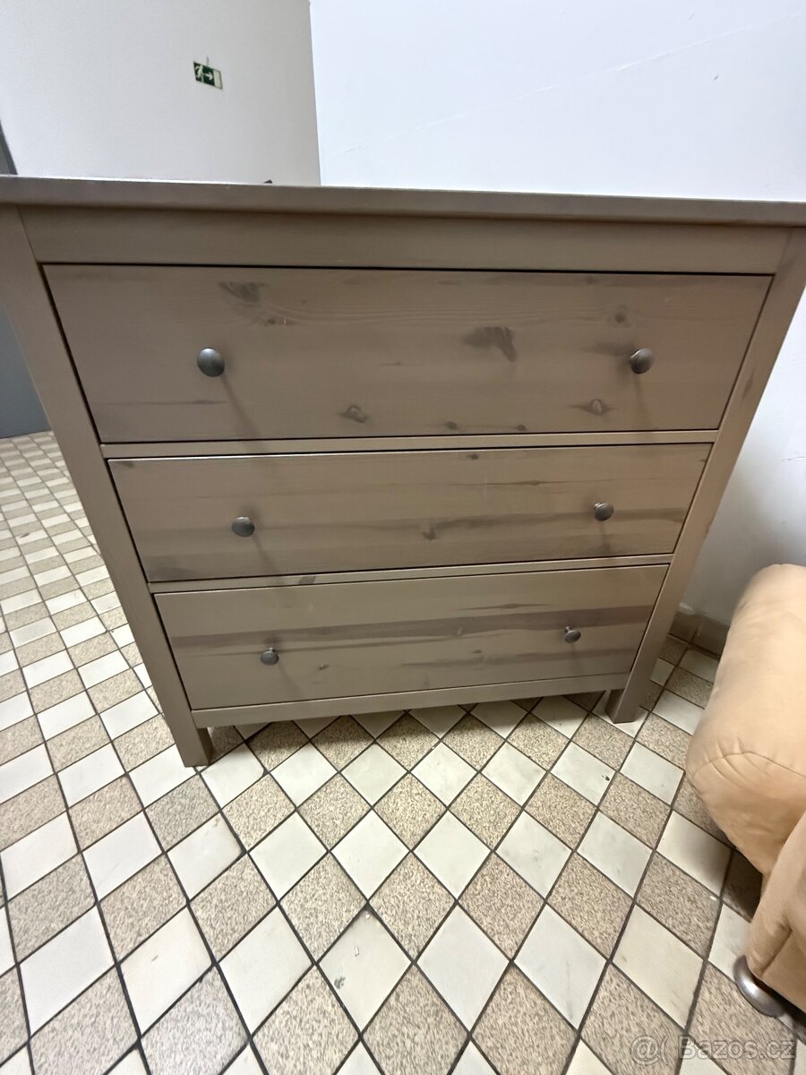 Komoda Ikea Hemnes šedohnědá - 4