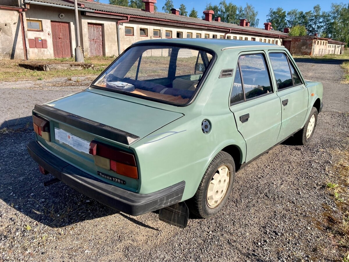 Škoda 120 L - 4