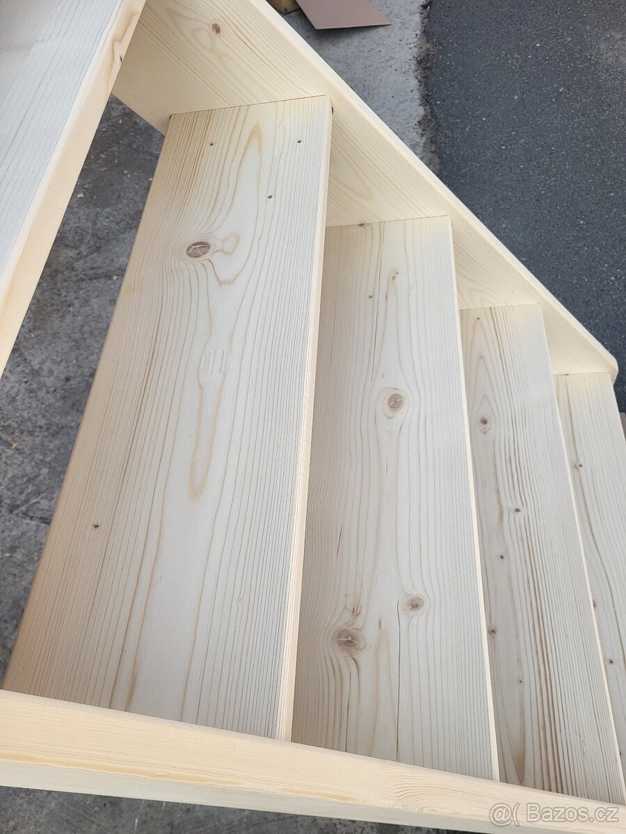 Masivní smrkové schody M45 do výšky 280cm - 4